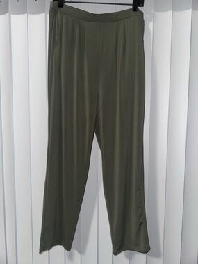 NWOT ZENANA Olive Green Pants size XL